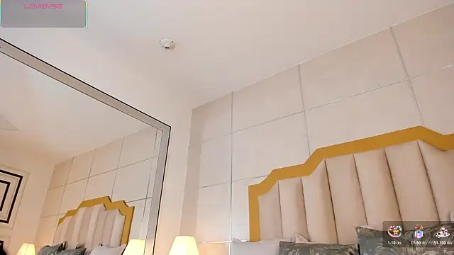 MaddieParker online show from 10/29/25, 07:35