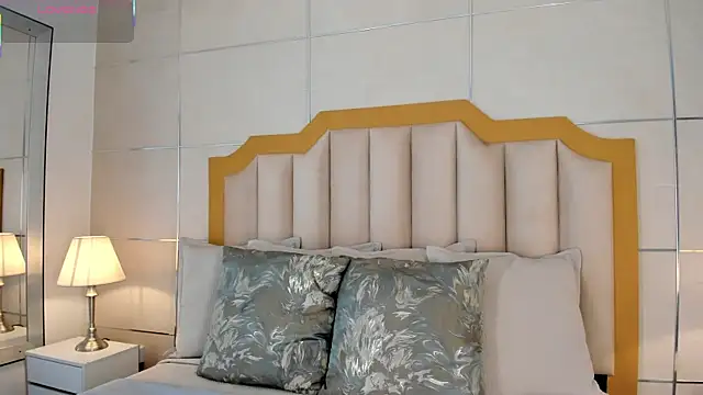 MaddieParker online show from 11/21/25, 07:46