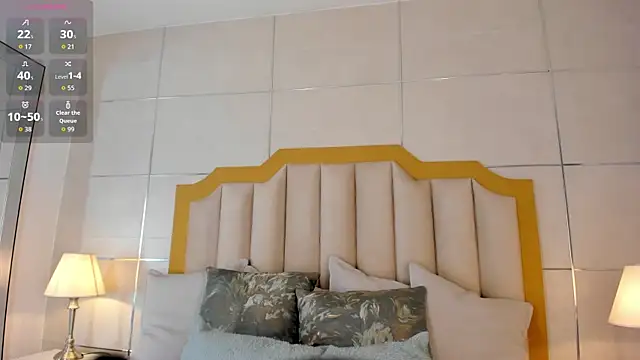 MaddieParker online show from 10/18/25, 07:49