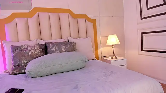 MaddieParker online show from 01/09/26, 05:42