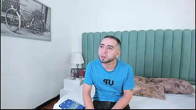 Lushian  online show from 10/04/25, 02:29