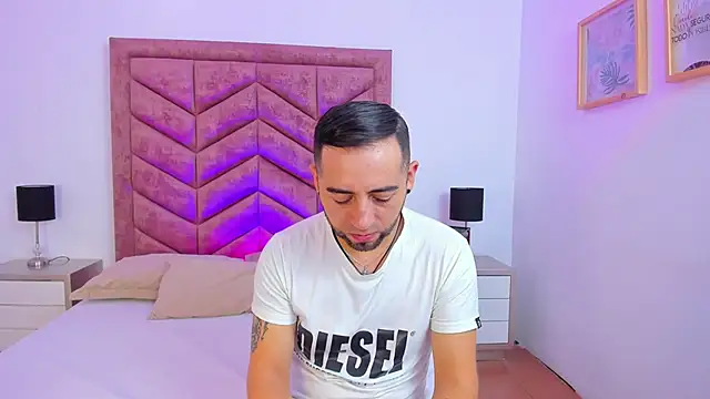 Lushian  online show from 02/13/26, 03:23