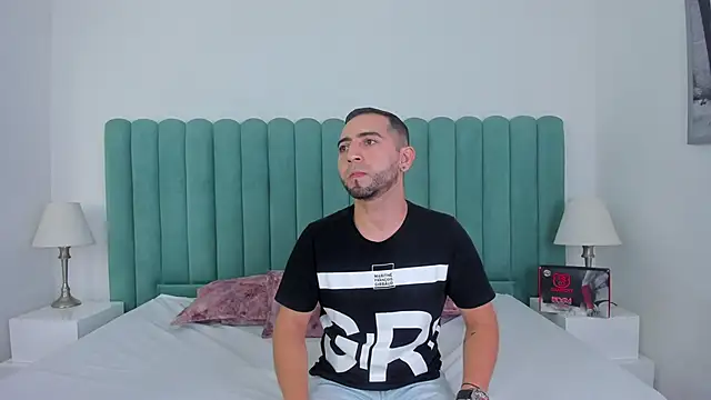 Lushian  online show from 11/07/25, 02:43