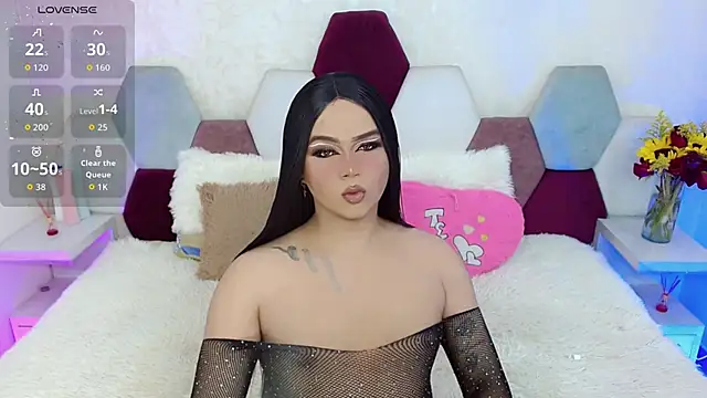 Snapshot of kushina_uzumaki75 chatting on 11/14/25, 03:54 kushina uzumaki75 online show from 11/14/25, 03:54