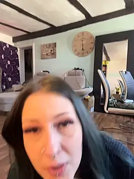 Seductively4 20 online show from 03/04/26, 09:17