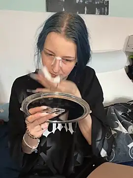 Seductively4 20 online show from 09/28/25, 12:12