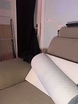 Seductively4 20 online show from 10/13/25, 06:20