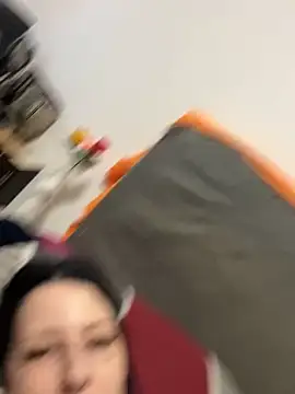 Seductively4 20 online show from 10/21/25, 12:04