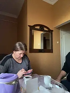 ReginaAndGordon online show from 12/19/25, 01:35