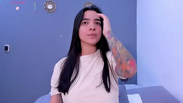 Snapshot of KamilaBetancourt chatting on 07/08/26, 11:33 KamilaBetancourt online show from 07/08/26, 11:33