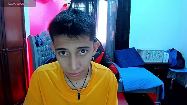 gomitaboy 1 online show from 12/04/25, 08:30