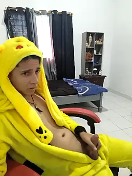 gomitaboy 1 online show from 02/05/26, 07:21