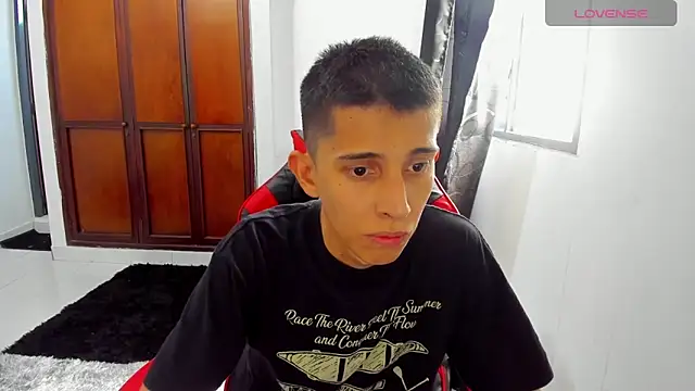 gomitaboy 1 online show from 09/15/25, 07:14