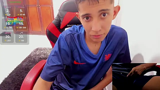 gomitaboy 1 online show from 10/16/25, 07:11