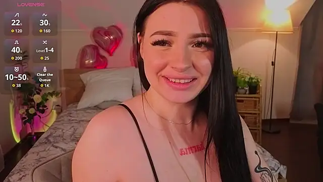 Snapshot of honey_____bunny chatting on 02/13/26, 10:48 honey bunny online show from 02/13/26, 10:48