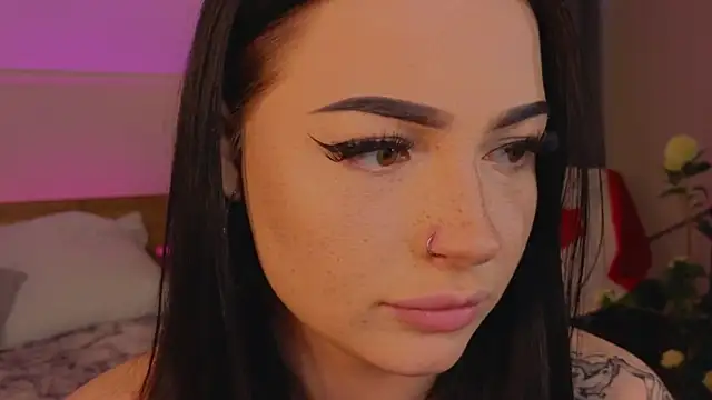 honey     bunny online show from 04/15/26, 10:10