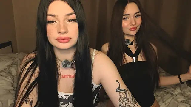 Snapshot of honey_____bunny chatting on 01/14/26, 10:57 honey bunny online show from 01/14/26, 10:57