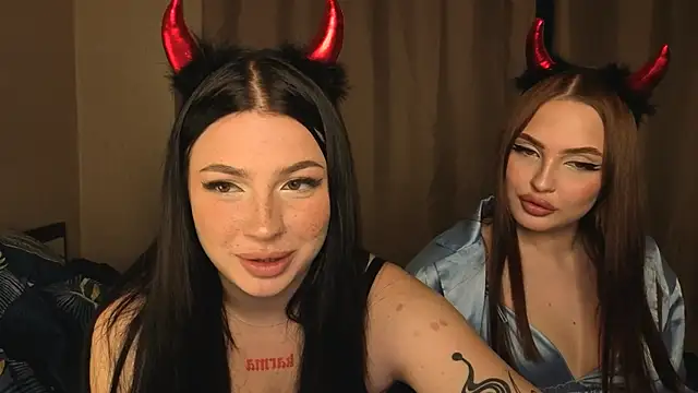 honey     bunny online show from 10/26/25, 12:49