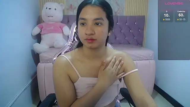 Snapshot of Irina_evans_s1 chatting on 11/20/25, 04:40 Irina evans s1 online show from 11/20/25, 04:40