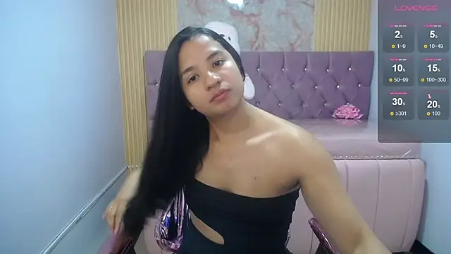 Snapshot of Irina_evans_s1 chatting on 10/30/25, 04:04 Irina evans s1 online show from 10/30/25, 04:04