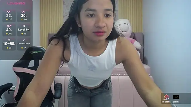 Snapshot of Irina_evans_s1 chatting on 09/29/25, 04:45 Irina evans s1 online show from 09/29/25, 04:45