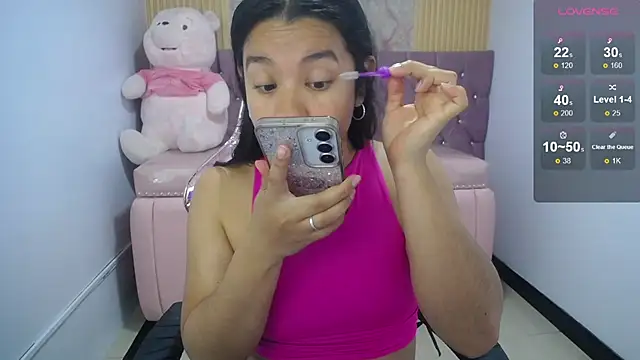 Snapshot of Irina_evans_s1 chatting on 11/30/25, 11:44 Irina evans s1 online show from 11/30/25, 11:44