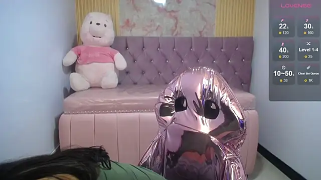 Snapshot of Irina_evans_s1 chatting on 11/08/25, 04:43 Irina evans s1 online show from 11/08/25, 04:43