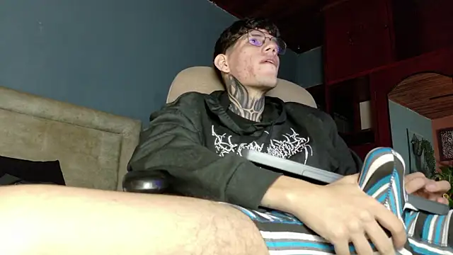 david huge online show from 02/23/26, 04:03