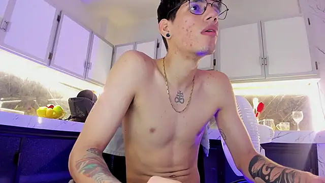 david huge online show from 11/28/25, 07:52