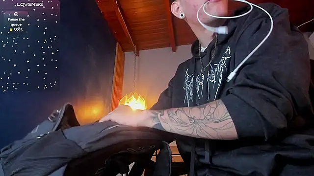 david huge online show from 12/16/25, 02:38