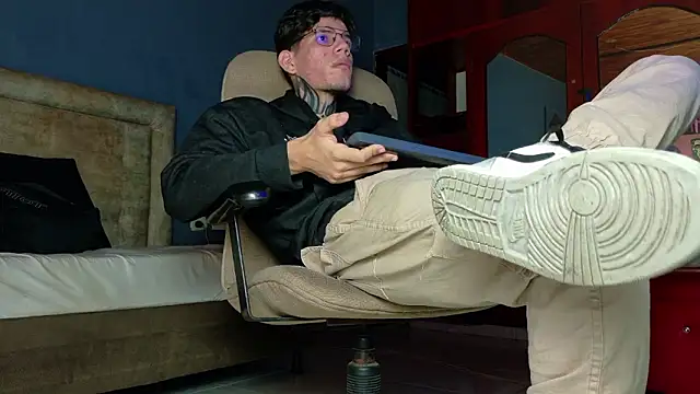 david huge online show from 03/01/26, 06:24