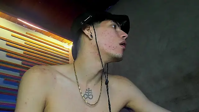 david huge online show from 10/27/25, 01:45