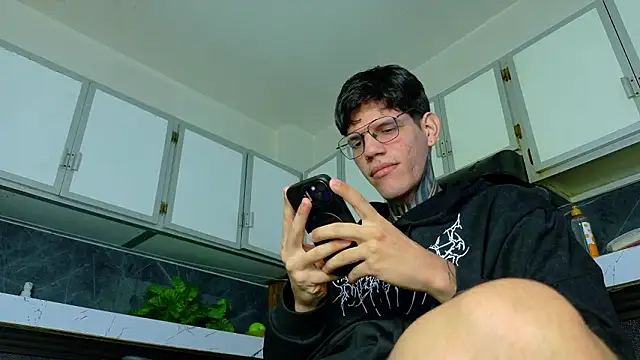 david huge online show from 02/20/26, 03:36