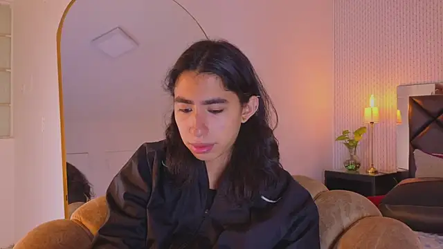 Snapshot of ryo_light chatting on 07/19/26, 04:10 ryo light online show from 07/19/26, 04:10