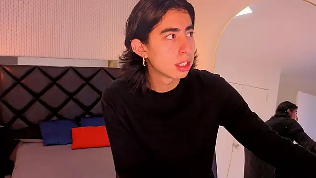 ryo light online show from 10/14/25, 08:09