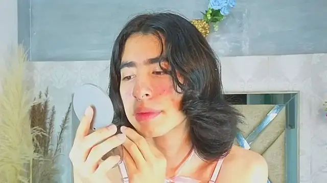 Snapshot of ryo_light chatting on 01/06/26, 08:24 ryo light online show from 01/06/26, 08:24