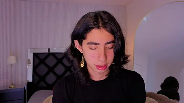 Snapshot of ryo_light chatting on 01/19/26, 04:05 ryo light online show from 01/19/26, 04:05