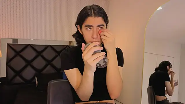 ryo light online show from 10/25/25, 08:09