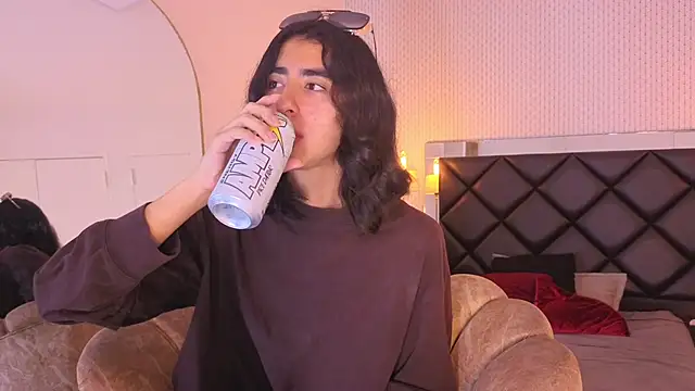 ryo light online show from 04/06/26, 03:24