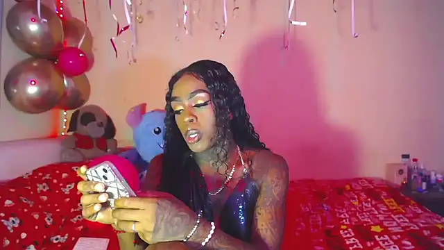 pink 7777 online show from 11/14/25, 01:48