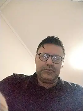 LeoMaduroSP online show from 10/27/25, 12:28