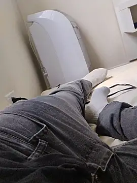 LeoMaduroSP online show from 11/27/25, 02:39