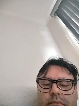 LeoMaduroSP online show from 11/08/25, 12:09