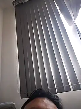 LeoMaduroSP online show from 11/03/25, 03:48