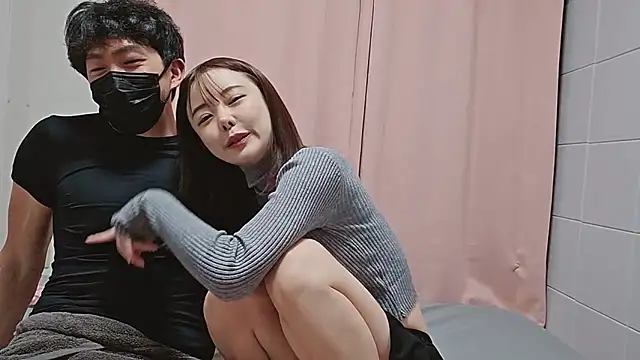 Snapshot of hinata_chan3 chatting on 01/15/26, 01:03 hinata chan3 online show from 01/15/26, 01:03