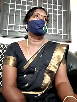 Snapshot of tamil_Nathi chatting on 03/08/26, 05:38 tamil Nathi online show from 03/08/26, 05:38