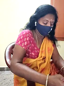 Snapshot of tamil_Nathi chatting on 03/08/26, 02:15 tamil Nathi online show from 03/08/26, 02:15