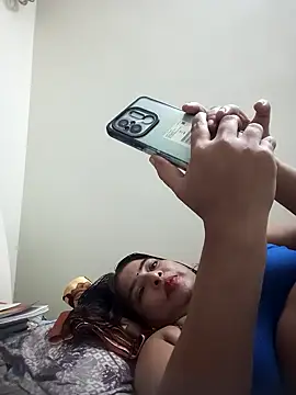 Snapshot of srimasrima chatting on 10/13/25, 03:02 srimasrima online show from 10/13/25, 03:02