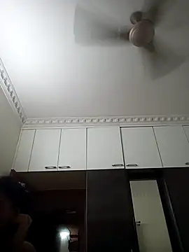 Snapshot of srimasrima chatting on 10/30/25, 10:17 srimasrima online show from 10/30/25, 10:17