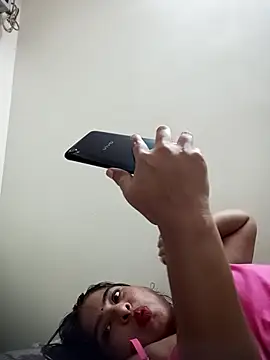 Snapshot of srimasrima chatting on 10/09/25, 05:02 srimasrima online show from 10/09/25, 05:02